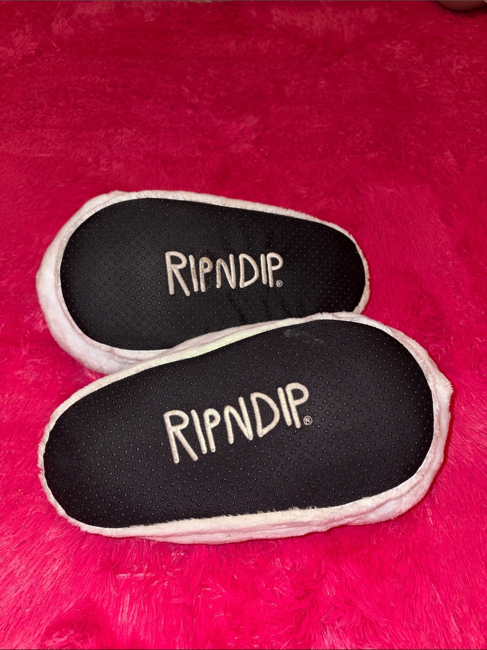 Rip N Dip Pink Cat Face Plush Slippers - Picture 6 of 6